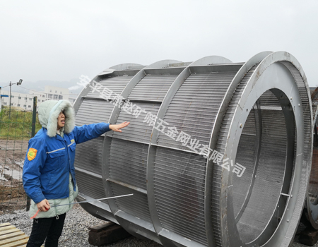 滾筒篩安裝現(xiàn)場